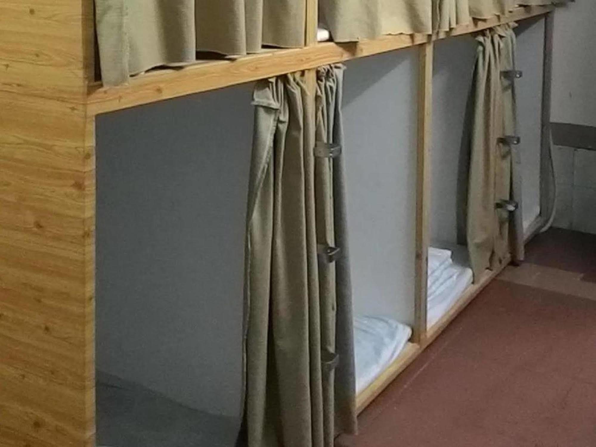 Phuc Khanh Hotel Хошимин Екстериор снимка