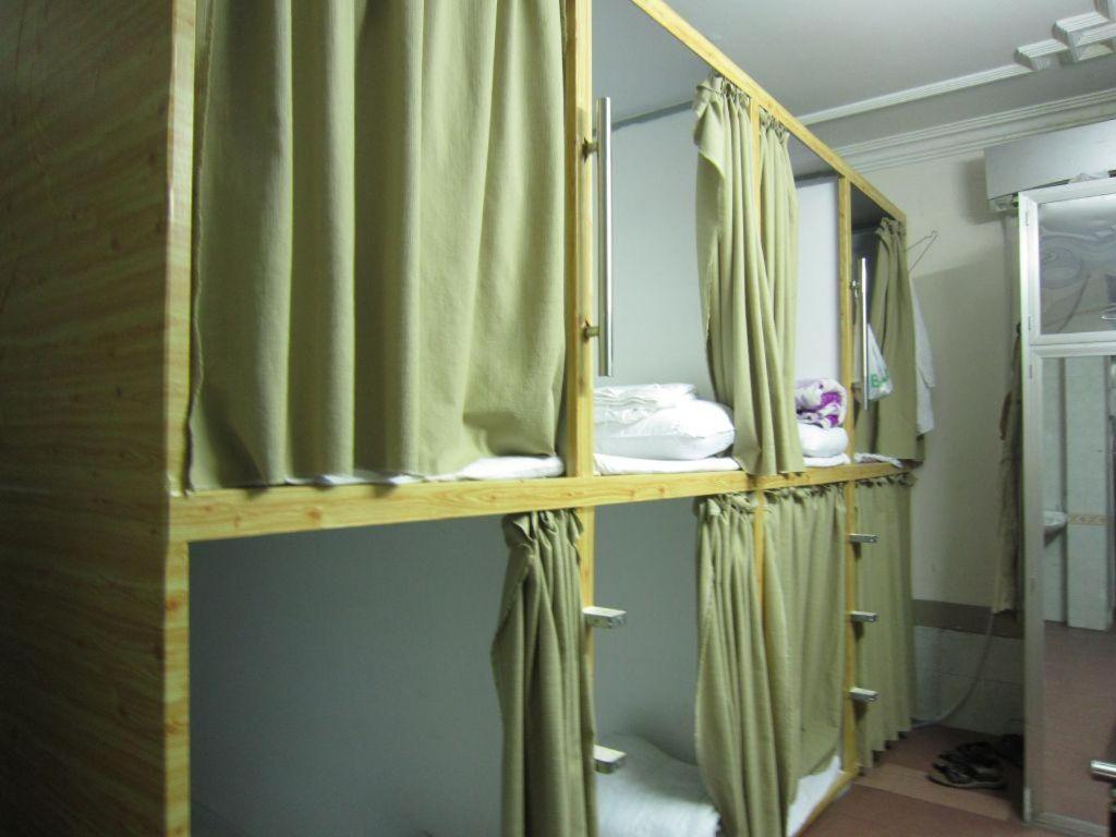Phuc Khanh Hotel Хошимин Екстериор снимка